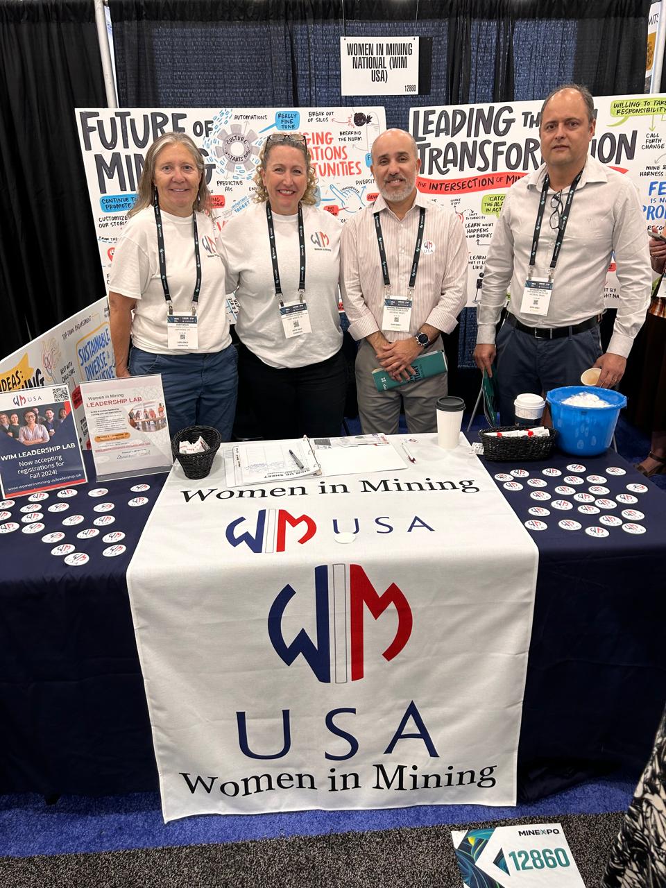 Diretoria do Sindimiba se reúne com líderes da “Women in Mining” dos EUA na Minexpo em Las Vegas